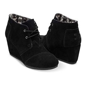 NEW IN BOX Toms Desert Wedge